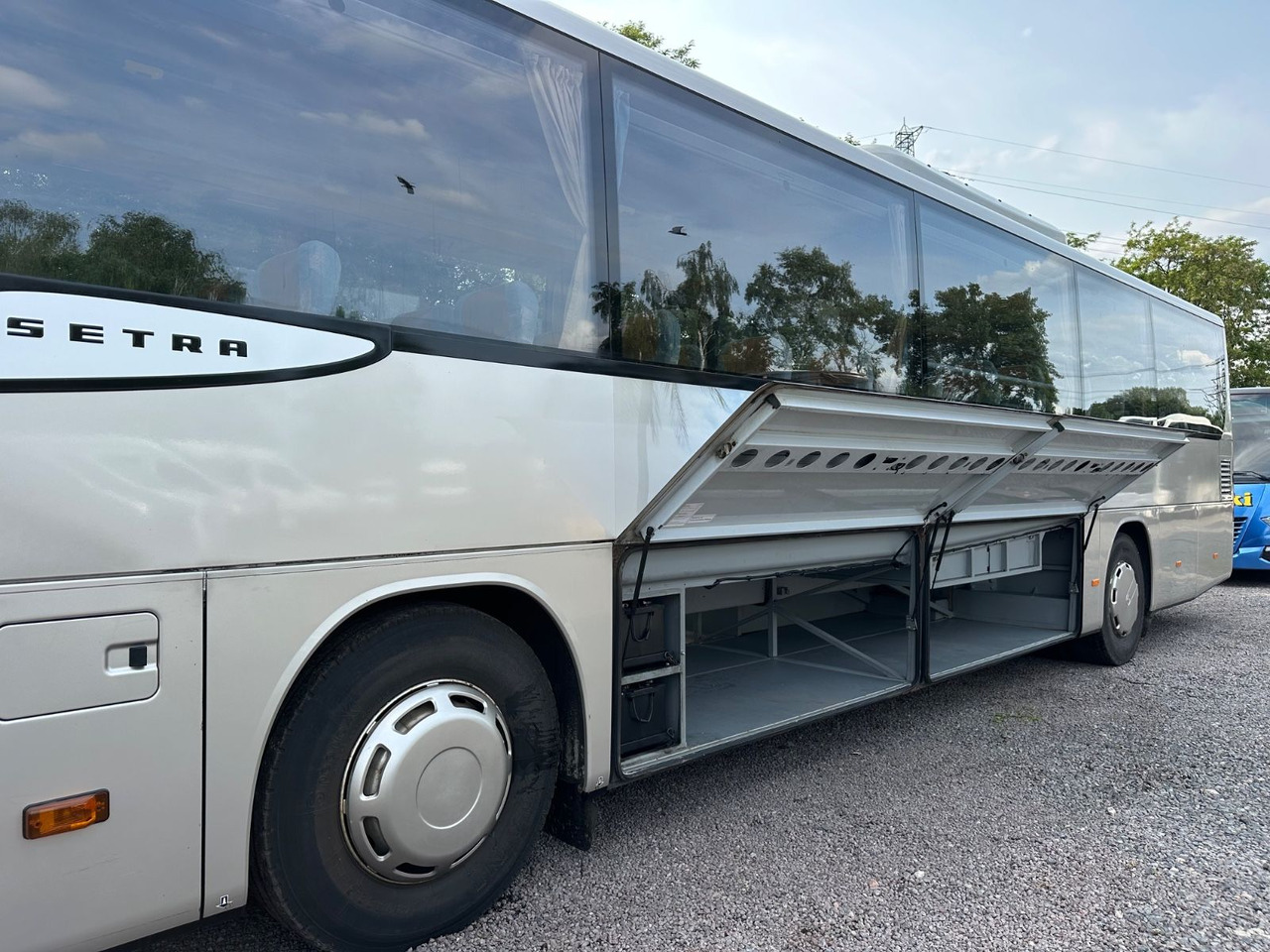 Setra S 415 UL GT (Motor neu*TOP) - Piepilsētas autobuss: foto 4 Setra S 415 UL GT (Motor neu*TOP) - Piepilsētas autobuss: foto 4