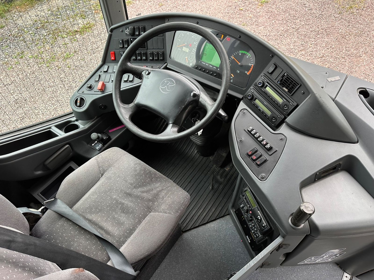 Setra S 417 UL (64 Sitze*Klima) - Piepilsētas autobuss: foto 4 Setra S 417 UL (64 Sitze*Klima) - Piepilsētas autobuss: foto 4