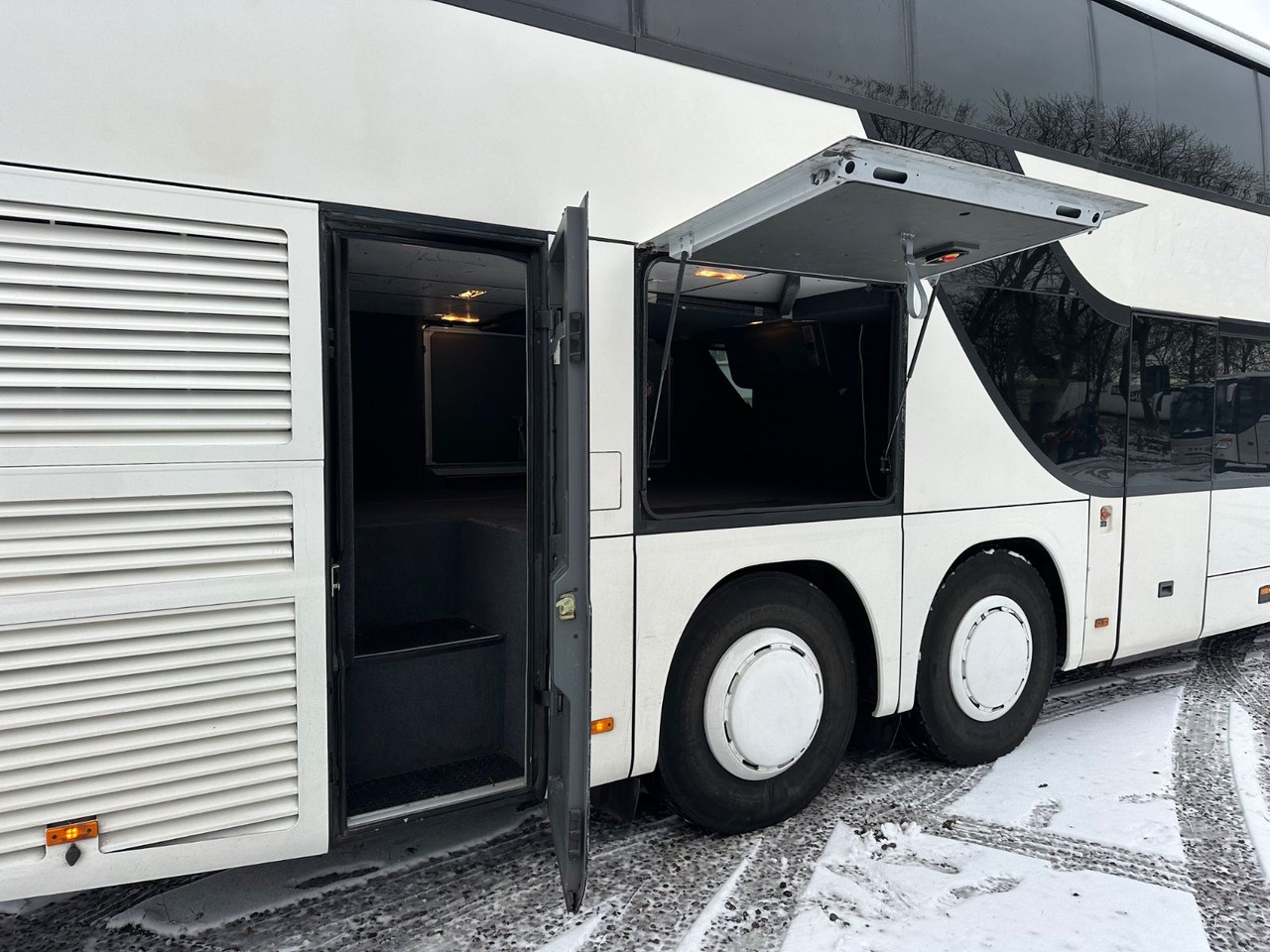 Setra S 431 DT (80 Sitze*TOP*wenig Km) - Divstāvu autobuss: foto 4 Setra S 431 DT (80 Sitze*TOP*wenig Km) - Divstāvu autobuss: foto 4