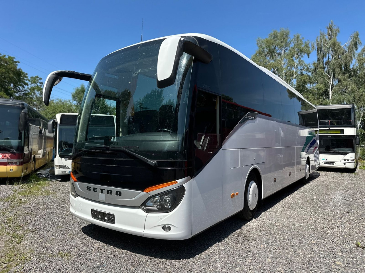 Setra S 515 HD (TOP*DE*Schalt) - Starppilsētu autobuss: foto 1 Setra S 515 HD (TOP*DE*Schalt) - Starppilsētu autobuss: foto 1