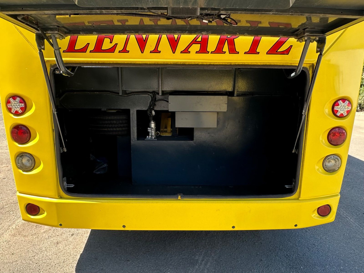 Temsa MD7 plus  (wenig Km*34 Sitze*DE) MD9 - Mikroautobuss, Pasažieru furgons: foto 4 Temsa MD7 plus  (wenig Km*34 Sitze*DE) MD9 - Mikroautobuss, Pasažieru furgons: foto 4