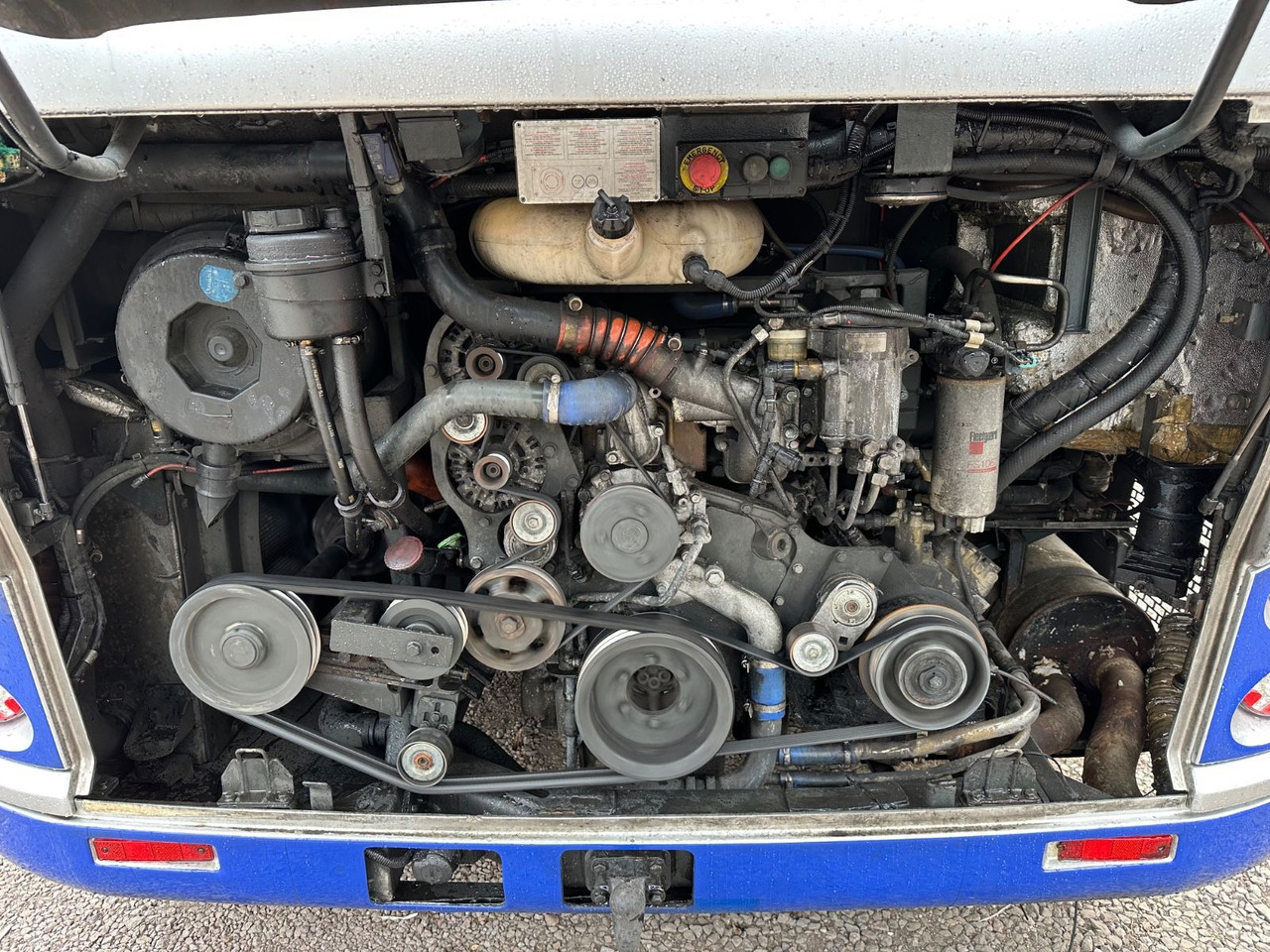 Temsa MD9 C (wenig Km*34 Sitze) - Starppilsētu autobuss: foto 4 Temsa MD9 C (wenig Km*34 Sitze) - Starppilsētu autobuss: foto 4