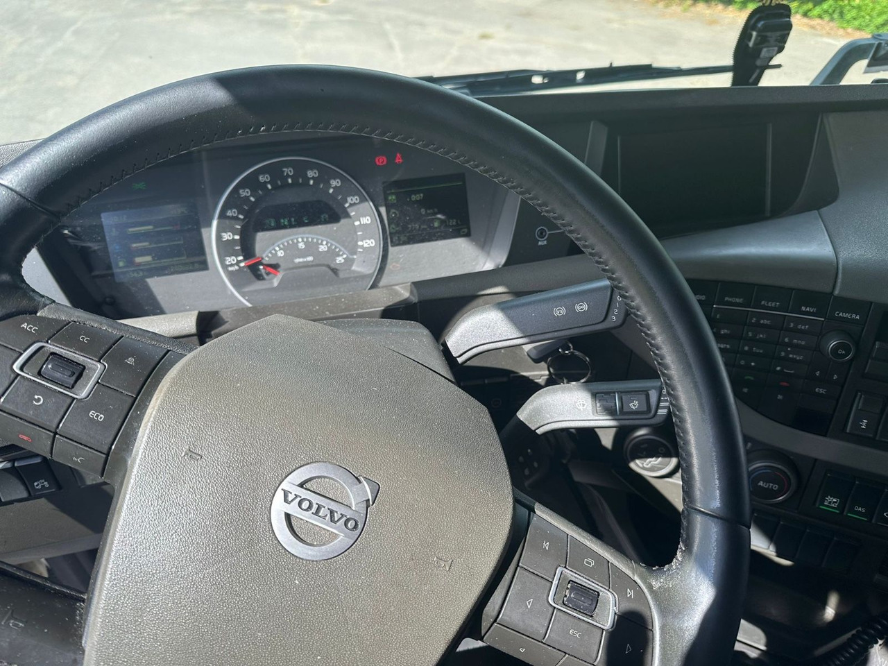 Volvo FH 460 Klima*4x2*Retarder - Vilcējs: foto 5 Volvo FH 460 Klima*4x2*Retarder - Vilcējs: foto 5