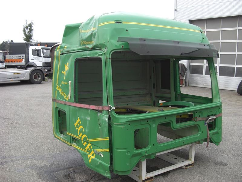 MERCEDES BENZ Actros MP2 Rohbau/Beschaedigt - Kabīne: foto 2 MERCEDES BENZ Actros MP2 Rohbau/Beschaedigt - Kabīne: foto 2